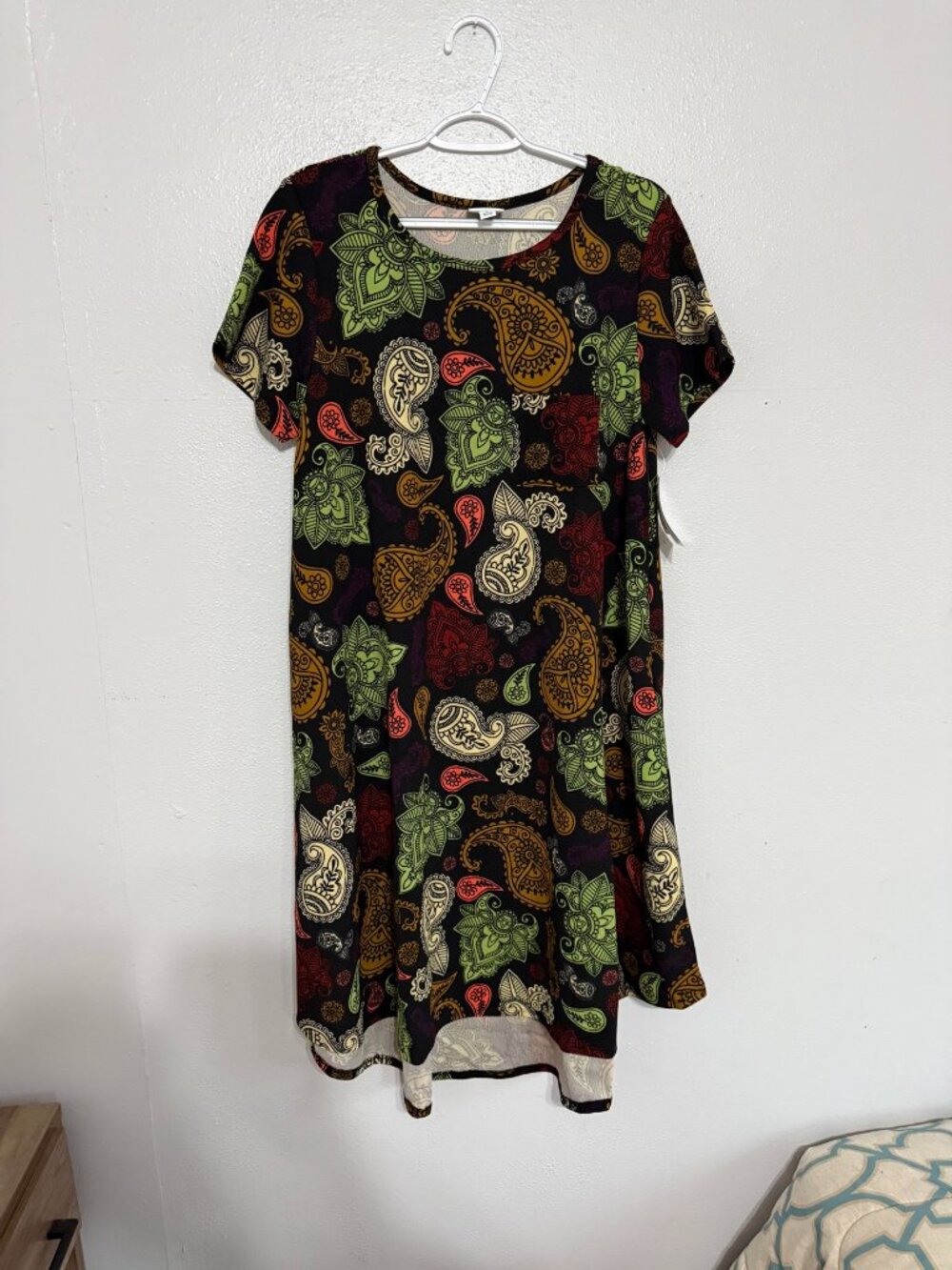 NWT LuLaRoe Carly Black Paisley Swing Dress L 🖤